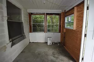 1422 W Humphrey St, Tampa, FL 33604 - Photo 9