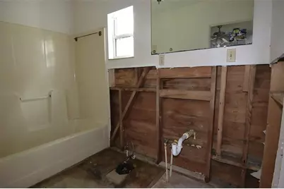 1422 W Humphrey Street, Tampa, FL 33604 - Photo 21