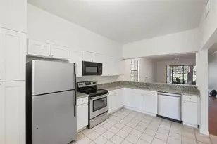 121 Lindsay Ln, Oldsmar, FL 34677 - Photo 3
