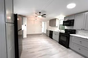 9860 Golden Loop, New Port Richey, FL 34654 - Photo 7
