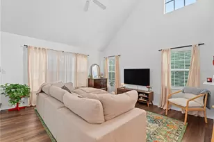 9186 Lake Chase Island Way, Tampa, FL 33626 - Photo 9