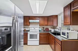 1023 Viking Dr, Holiday, FL 34691 - Photo 3