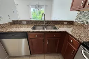 8524 Sandpiper Ridge Ave, Tampa, FL 33647 - Photo 13