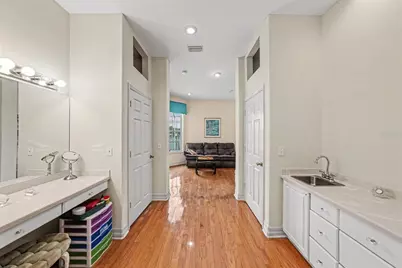 9723 Yeshua Way, Tampa, FL 33618 - Photo 25