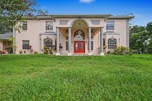 9723 Yeshua Way, Tampa, FL 33618 - Photo 5
