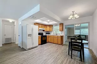 7022 W Crestview Ln, Crystal River, FL 34429 - Photo 11