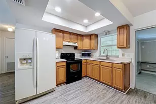 7022 W Crestview Ln, Crystal River, FL 34429 - Photo 5