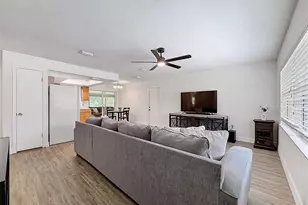 7022 W Crestview Ln, Crystal River, FL 34429 - Photo 3