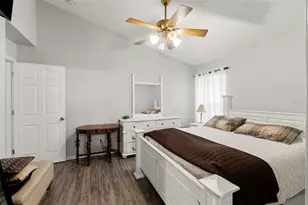 8620 Persea Ct, New Port Richey, FL 34655 - Photo 11