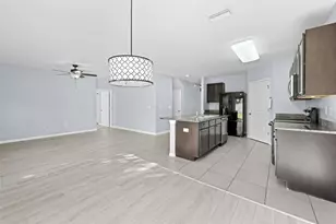 3915 Bramblewood Loop, Spring Hill, FL 34609 - Photo 17