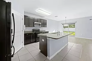 3915 Bramblewood Loop, Spring Hill, FL 34609 - Photo 13
