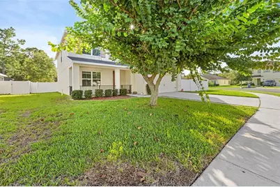 3915 Bramblewood Loop, Spring Hill, FL 34609 - Photo 5