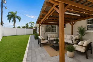 2222 Arcadia Rd, Holiday, FL 34690 - Photo 5