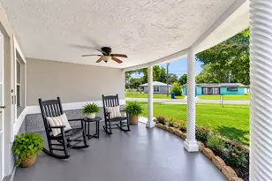 2222 Arcadia Rd, Holiday, FL 34690 - Photo 3
