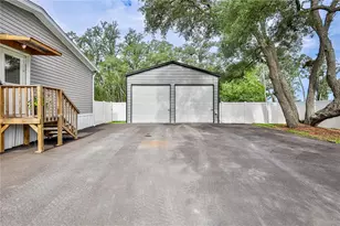 11293 Cleever St, Weeki Wachee, FL 34614 - Photo 9