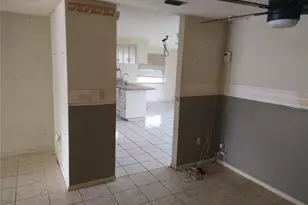 6325 Kentfield Ave, New Port Richey, FL 34653 - Photo 9