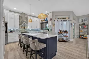 10017 Scarlett Ct, Weeki Wachee, FL 34613 - Photo 17