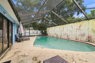 2475 Gulf Breeze Cir, Palm Harbor, FL 34683 - Photo 53