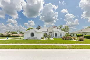 13382 Sagewater Ct, Spring Hill, FL 34609 - Photo 9