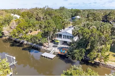 12122 W Gulf Breeze Court, Crystal River, FL 34429 - Photo 3