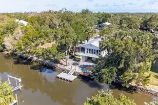 12122 W Gulf Breeze Ct, Crystal River, FL 34429 - Photo 3