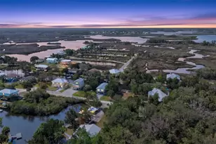 12122 W Gulf Breeze Ct, Crystal River, FL 34429 - Photo 5