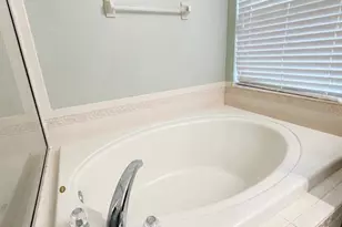 9630 Baton Rouge Ln, Land O Lakes, FL 34638 - Photo 17