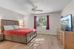 11568 W Bayshore Dr, Crystal River, FL 34429 - Photo 21