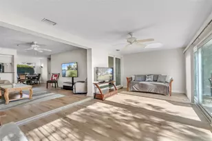 11568 W Bayshore Dr, Crystal River, FL 34429 - Photo 19