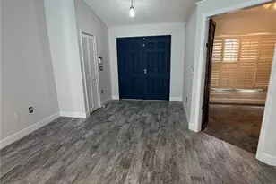 3221 Oakwood Pl, Tarpon Springs, FL 34688 - Photo 3