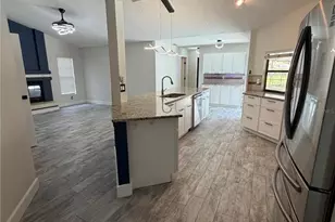 3221 Oakwood Pl, Tarpon Springs, FL 34688 - Photo 5