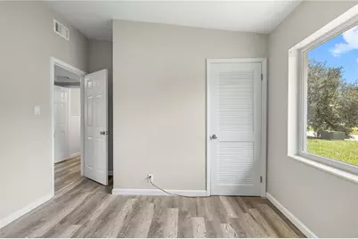 8616 Shirley Drive, Temple Terrace, FL 33617 - Photo 15