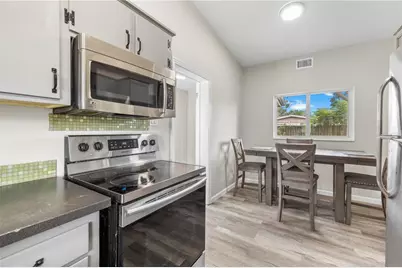 8616 Shirley Drive, Temple Terrace, FL 33617 - Photo 17