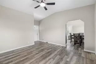 8616 Shirley Dr, Temple Terrace, FL 33617 - Photo 7