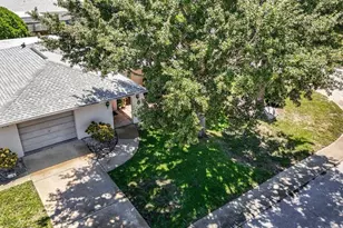 9116 Farmington Ln, Port Richey, FL 34668 - Photo 5