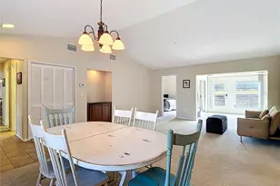 7385 Crestwood Dr, Weeki Wachee, FL 34613 - Photo 15