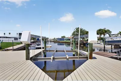 13224 Neptune Drive, Hudson, FL 34667 - Photo 17