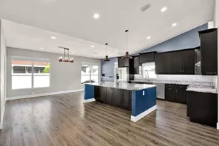 1427 Bay View St, Tarpon Springs, FL 34689 - Photo 15