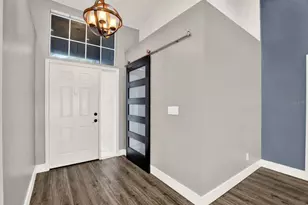 1427 Bay View St, Tarpon Springs, FL 34689 - Photo 7