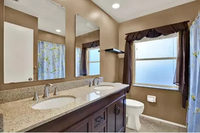 1427 Bay View Street, Tarpon Springs, FL 34689 - Photo 37