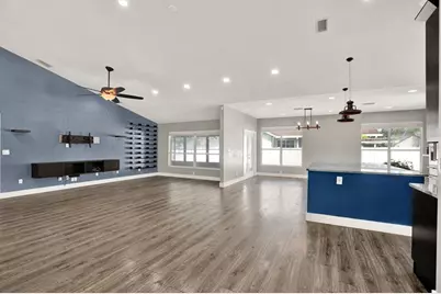 1427 Bay View Street, Tarpon Springs, FL 34689 - Photo 13