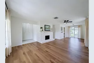 10819 Los Santos Dr, Port Richey, FL 34668 - Photo 5
