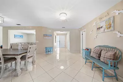 1403 Garden Avenue, Tarpon Springs, FL 34689 - Photo 9
