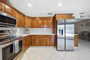 1403 Garden Ave, Tarpon Springs, FL 34689 - Photo 13