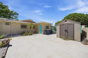 1403 Garden Ave, Tarpon Springs, FL 34689 - Photo 39