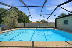1403 Garden Ave, Tarpon Springs, FL 34689 - Photo 3