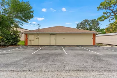 10507 Spring Hill Drive, Spring Hill, FL 34606 - Photo 31