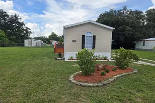 16127 Narrow St, Brooksville, FL 34604 - Photo 5