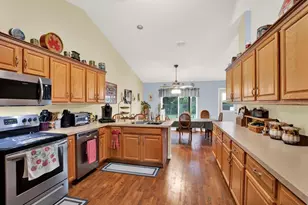 9086 Manchester St, Spring Hill, FL 34606 - Photo 15