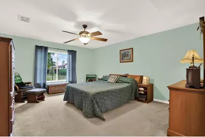 9086 Manchester Street, Spring Hill, FL 34606 - Photo 19